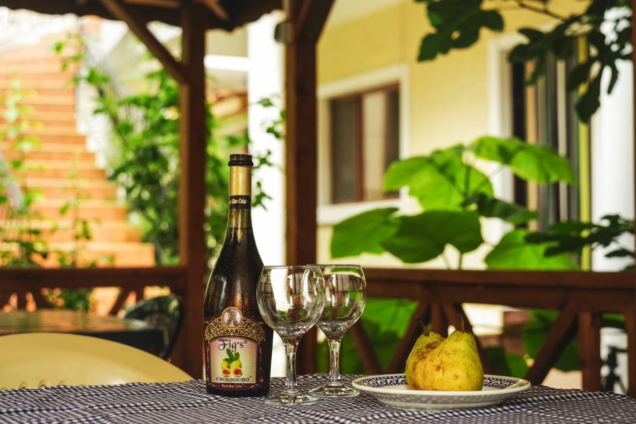 Guest House Yoanna Balchik Ngoại thất bức ảnh