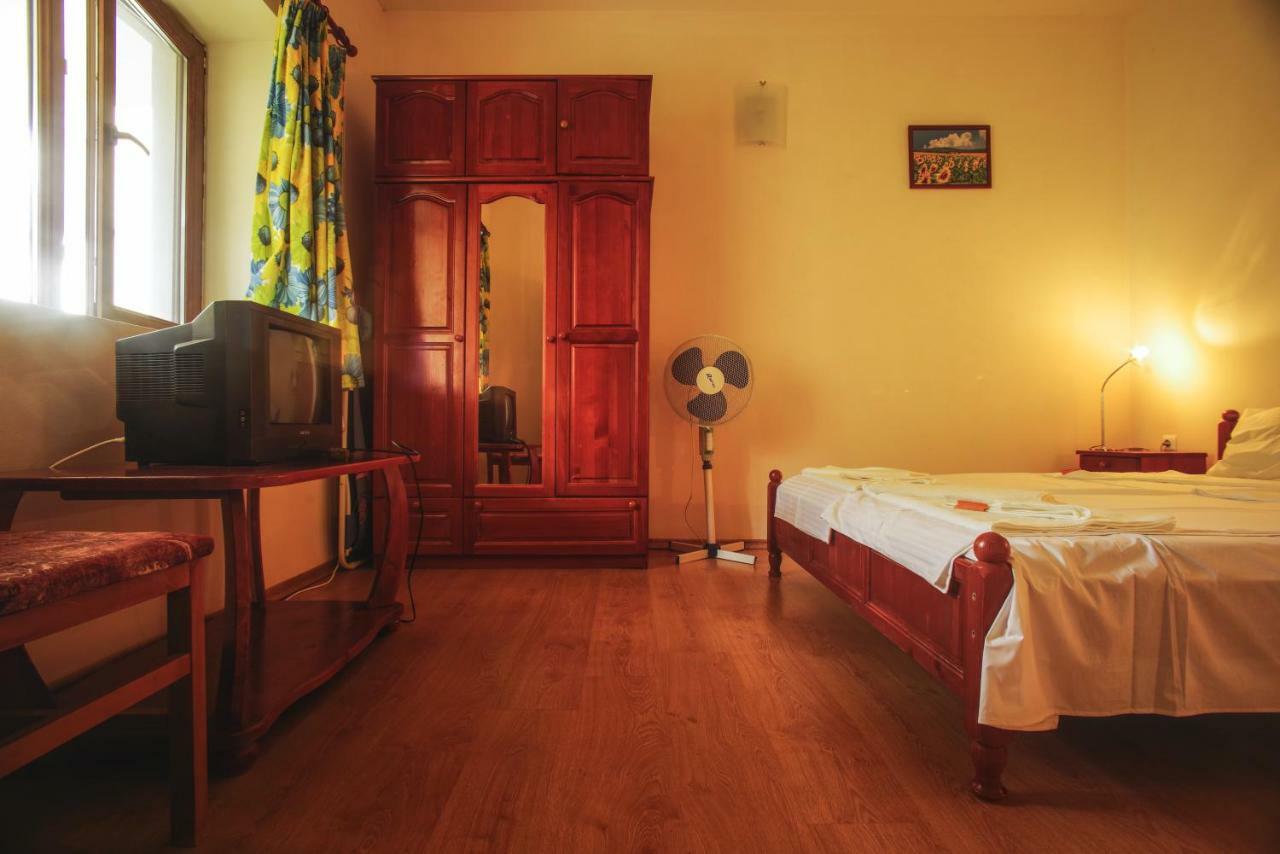 Guest House Yoanna Balchik Ngoại thất bức ảnh
