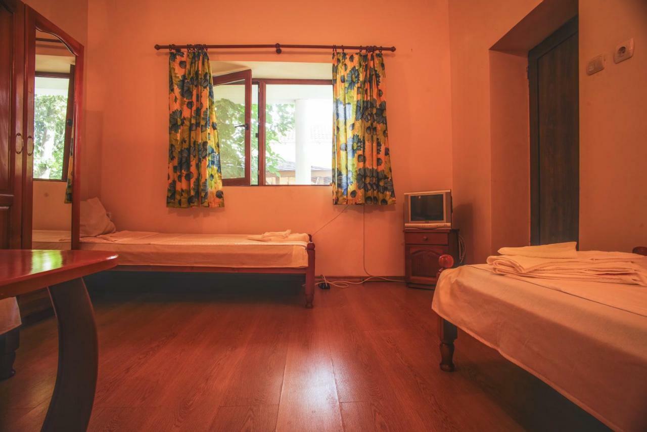 Guest House Yoanna Balchik Ngoại thất bức ảnh